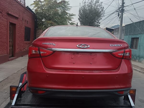 Chery Arrizo 5 año 2022 - Imagen 4